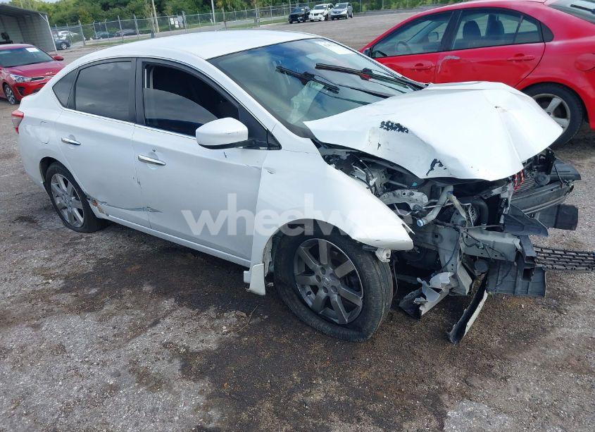 2014 Nissan Sentra FE+ S/FE+ SV/S/SL/SR/SV (VIN 3N1AB7AP7EL635815) main photo