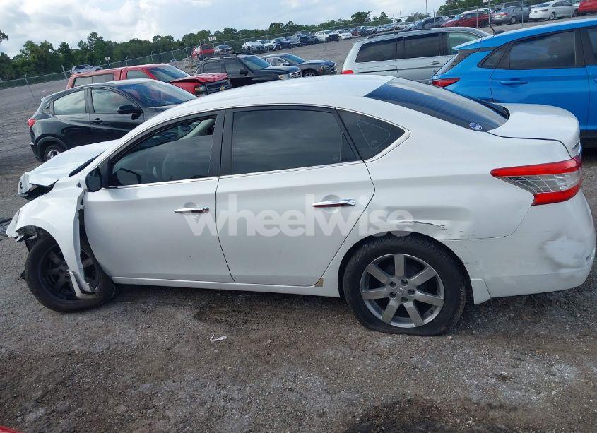 Photo 14 of 2014 Nissan Sentra FE+ S/FE+ SV/S/SL/SR/SV (VIN 3N1AB7AP7EL635815)