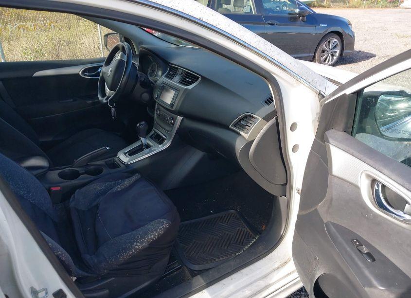 Photo 5 of 2014 Nissan Sentra SR (VIN 3N1AB7AP7EL640027)