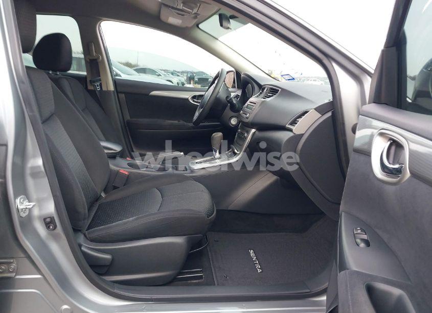 Photo 5 of 2014 Nissan Sentra SR (VIN 3N1AB7AP7EL648919)