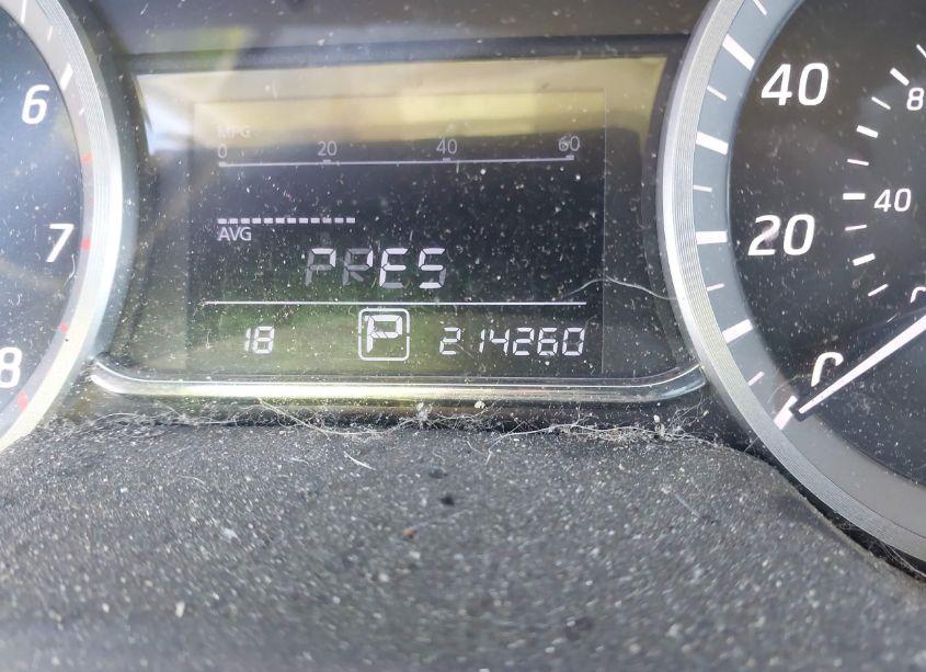 Photo 7 of 2014 Nissan Sentra FE+ S/FE+ SV/S/SL/SR/SV (VIN 3N1AB7AP7EY215250)