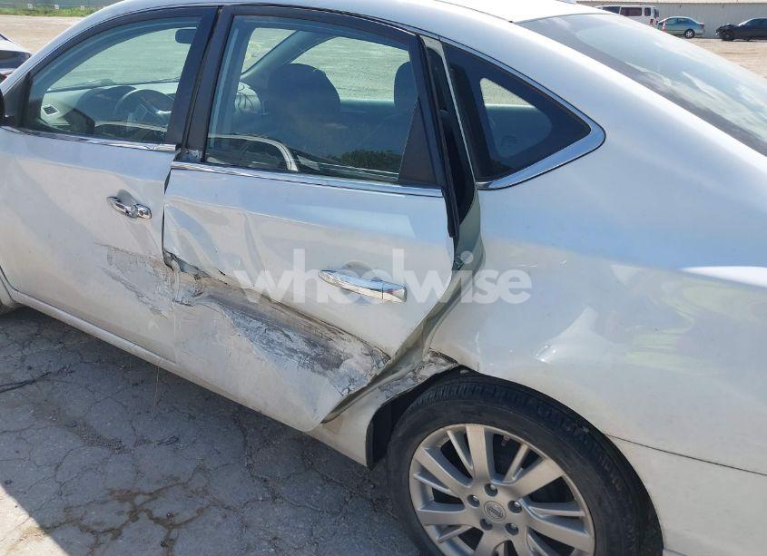 Photo 6 of 2014 Nissan Sentra SL (VIN 3N1AB7AP7EY302940)