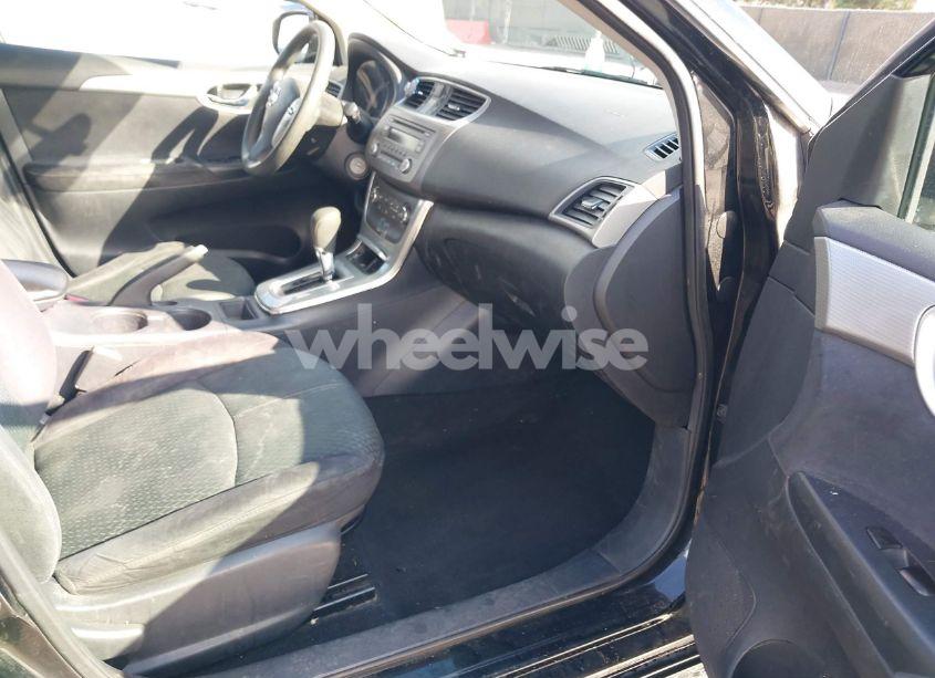 Photo 5 of 2014 Nissan Sentra SR (VIN 3N1AB7AP7EY332794)