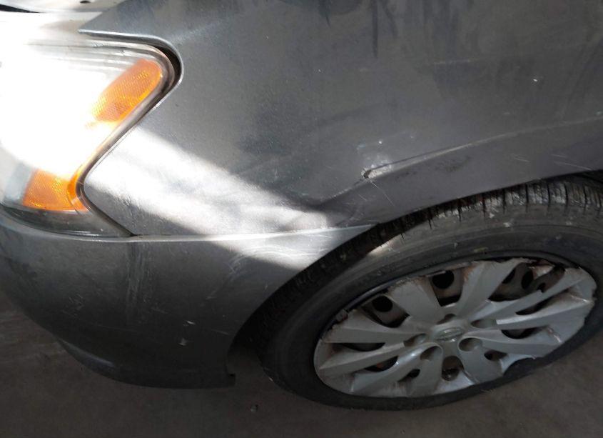 Photo 14 of 2015 Nissan Sentra S (VIN 3N1AB7AP7FY226377)