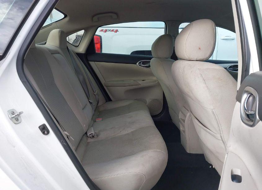 Photo 8 of 2015 Nissan Sentra S (VIN 3N1AB7AP7FY229070)