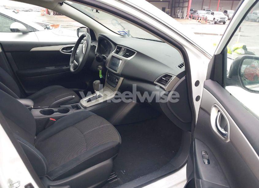 Photo 5 of 2015 Nissan Sentra FE+ S/S/SL/SR/SV (VIN 3N1AB7AP7FY239291)