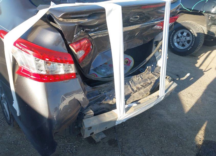 Photo 6 of 2015 Nissan Sentra SR (VIN 3N1AB7AP7FY239470)