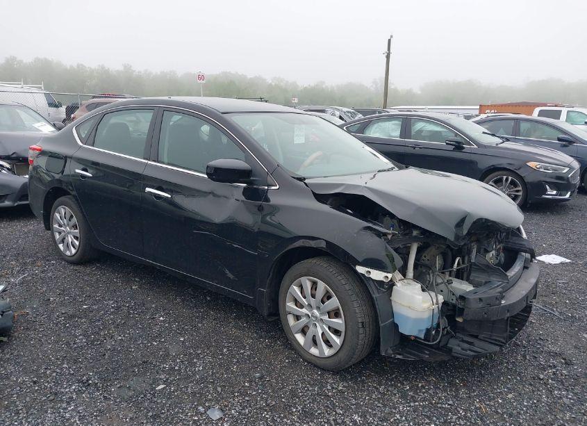 2015 Nissan Sentra S (VIN 3N1AB7AP7FY275174) main photo
