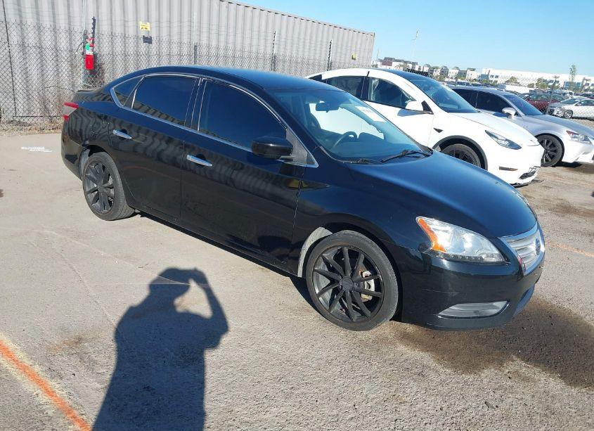 2015 Nissan Sentra S (VIN 3N1AB7AP7FY288457) main photo