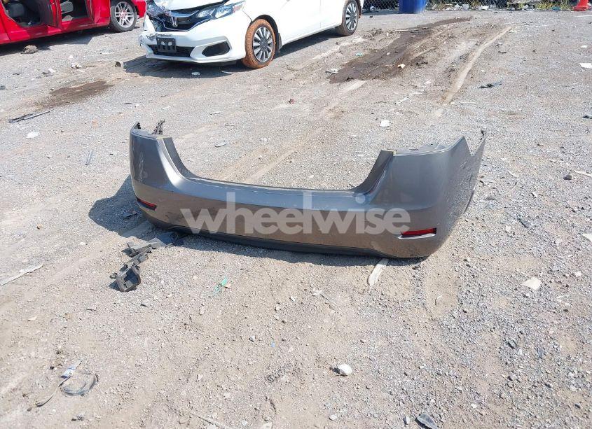 Photo 12 of 2015 Nissan Sentra SV (VIN 3N1AB7AP7FY315432)