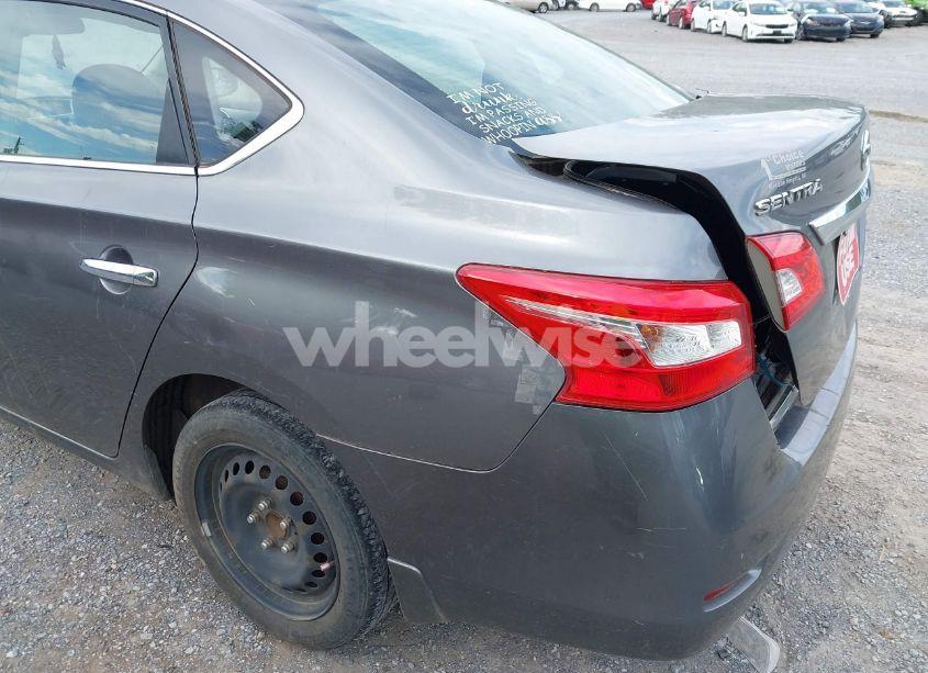 Photo 21 of 2015 Nissan Sentra S (VIN 3N1AB7AP7FY327063)