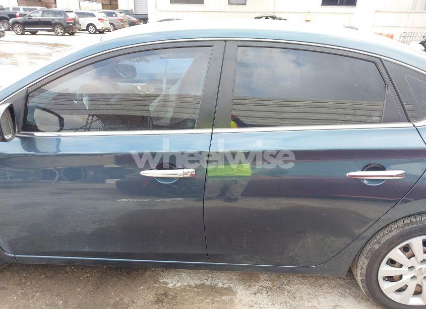 Photo 14 of 2015 Nissan Sentra SV (VIN 3N1AB7AP7FY341111)