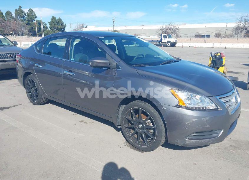 2015 Nissan Sentra S (VIN 3N1AB7AP7FY359429) main photo