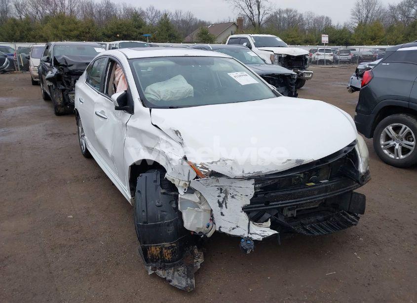 2015 Nissan Sentra SR (VIN 3N1AB7AP7FY364758) main photo