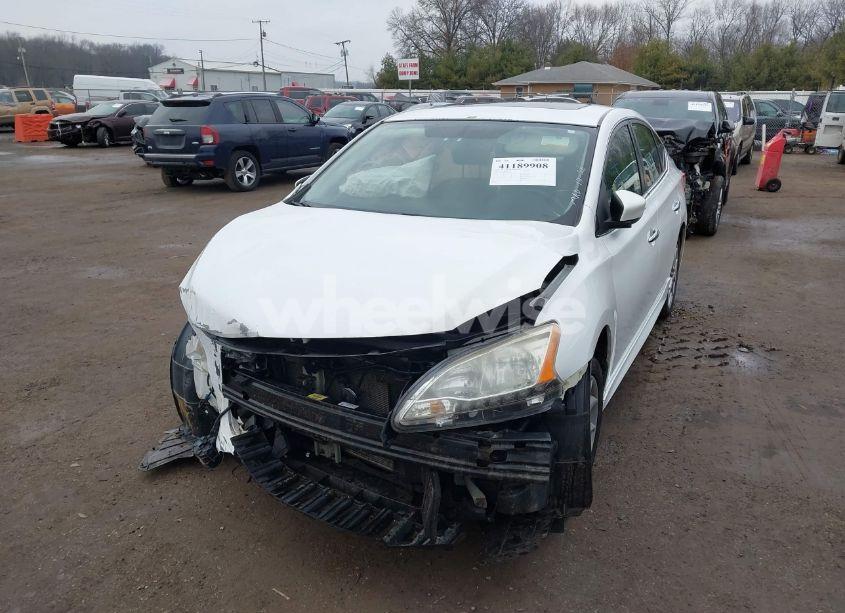 Photo 2 of 2015 Nissan Sentra SR (VIN 3N1AB7AP7FY364758)