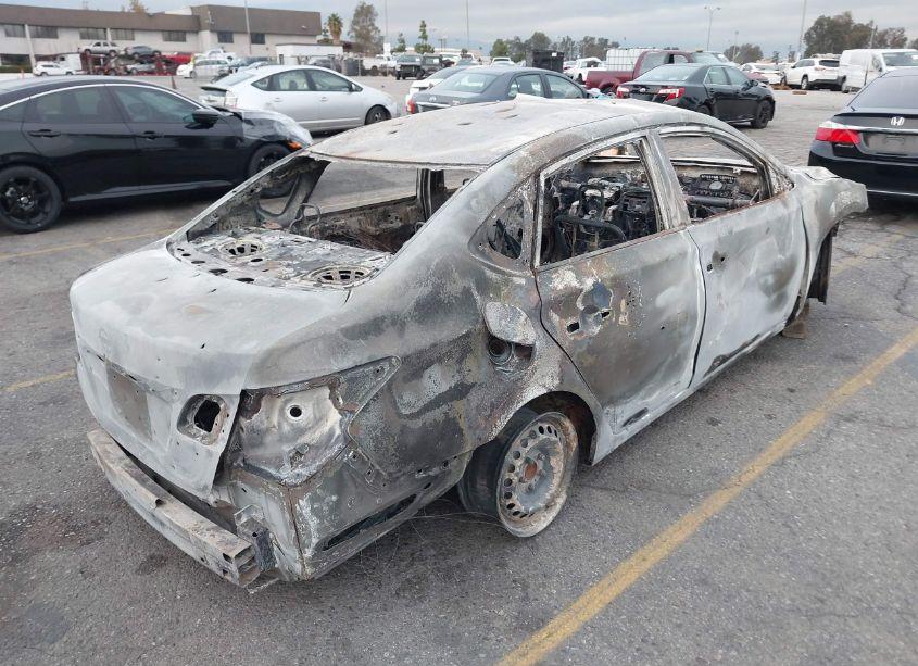 Photo 4 of 2015 Nissan Sentra S (VIN 3N1AB7AP7FY365408)