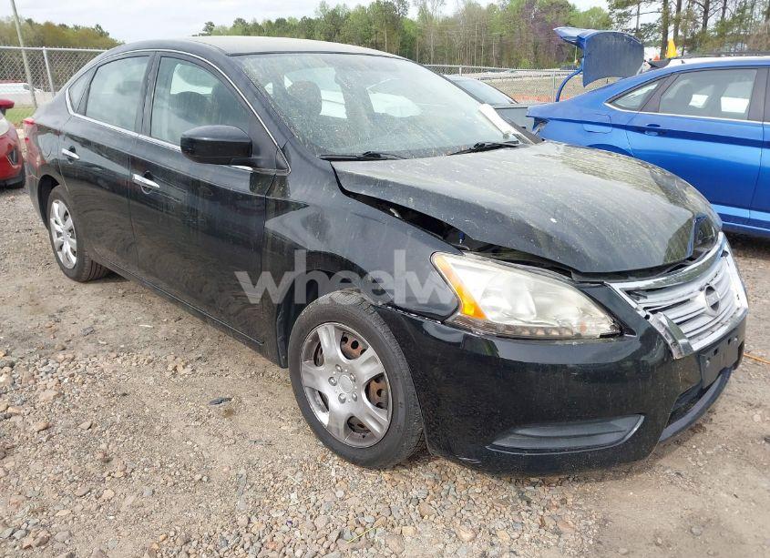 2015 Nissan Sentra S (VIN 3N1AB7AP7FY383133) main photo