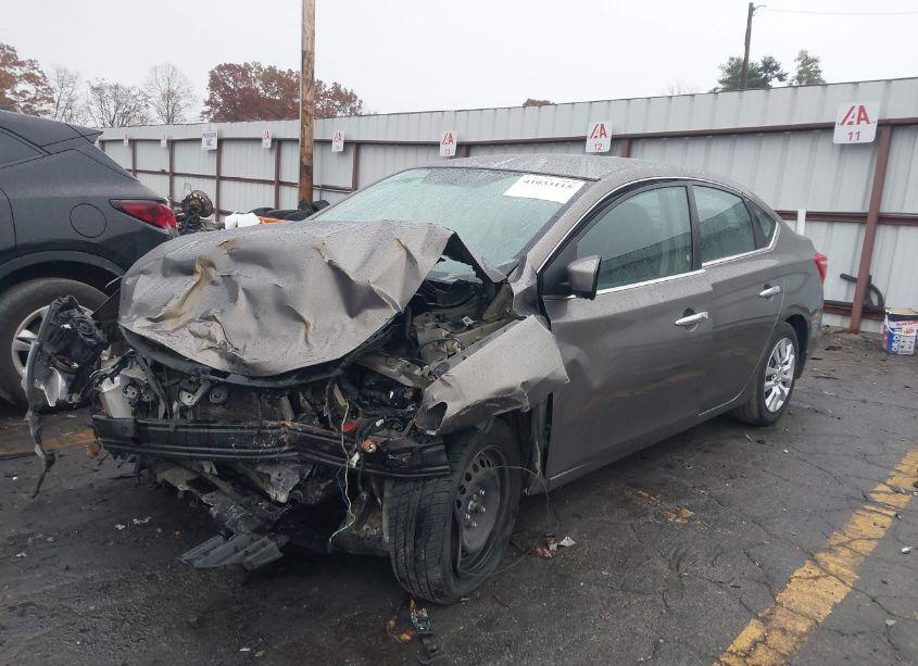 Photo 2 of 2016 Nissan Sentra SV (VIN 3N1AB7AP7GL647773)