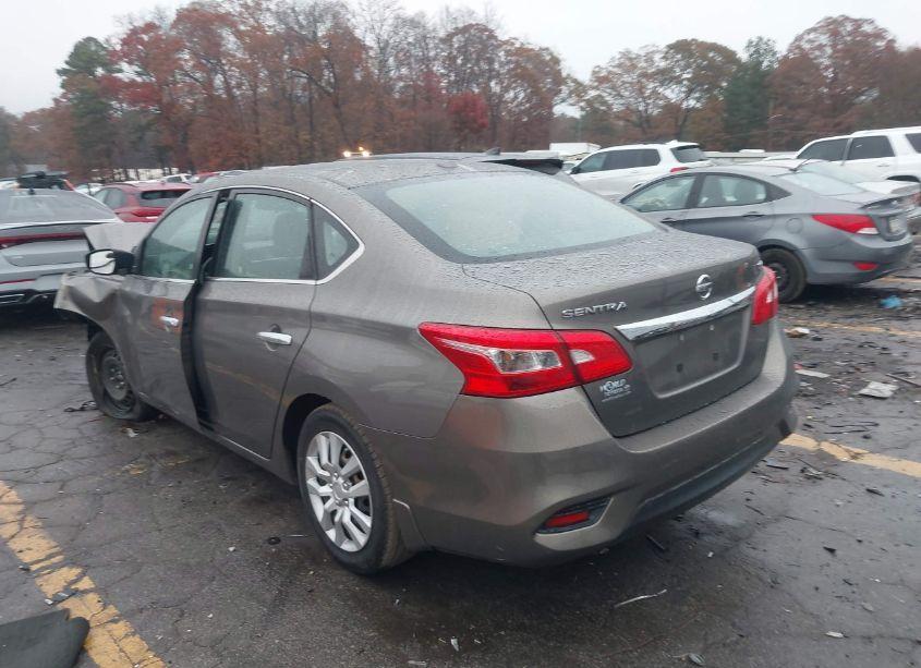 Photo 3 of 2016 Nissan Sentra SV (VIN 3N1AB7AP7GL647773)