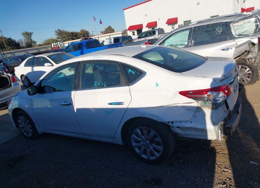 Photo 14 of 2016 Nissan Sentra SV (VIN 3N1AB7AP7GL658756)