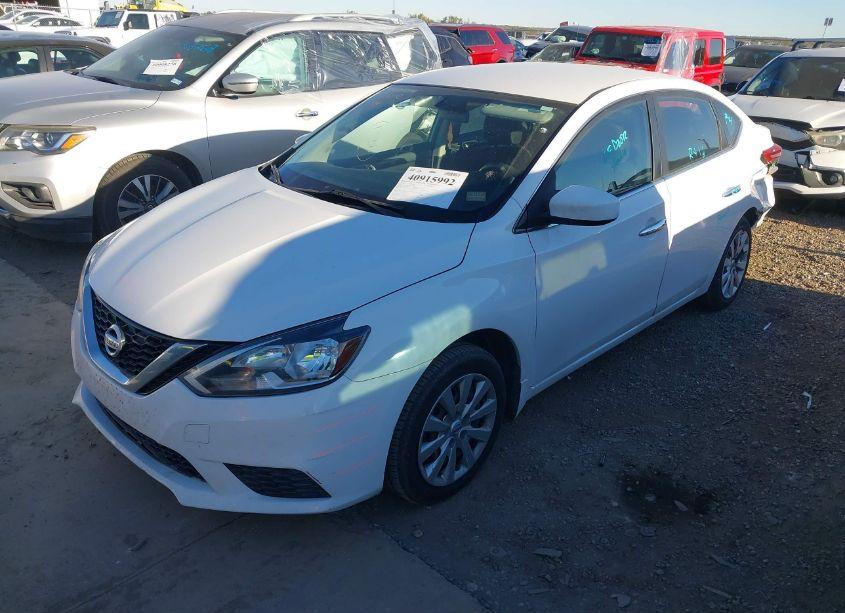 Photo 2 of 2016 Nissan Sentra SV (VIN 3N1AB7AP7GL658756)