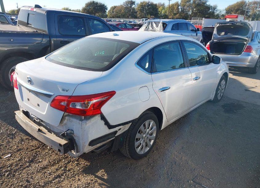 Photo 4 of 2016 Nissan Sentra SV (VIN 3N1AB7AP7GL658756)