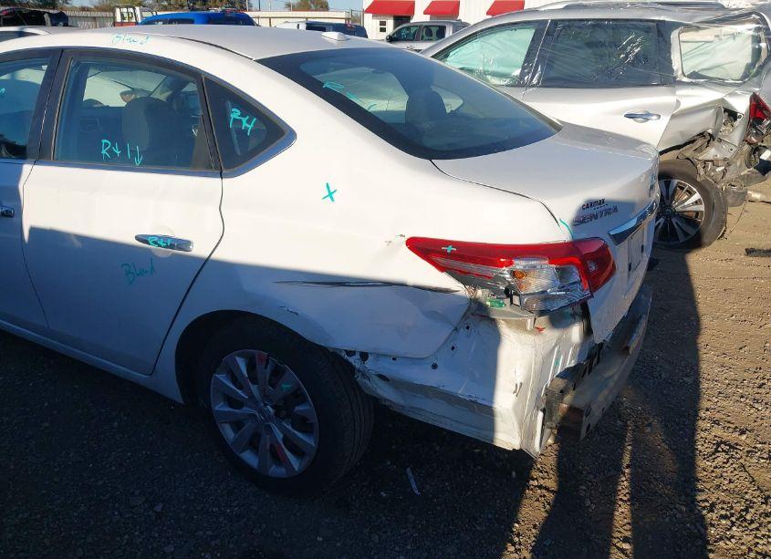 Photo 6 of 2016 Nissan Sentra SV (VIN 3N1AB7AP7GL658756)