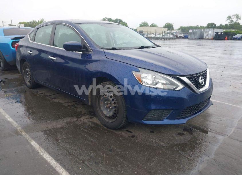 2016 Nissan Sentra SV (VIN 3N1AB7AP7GL668977) main photo