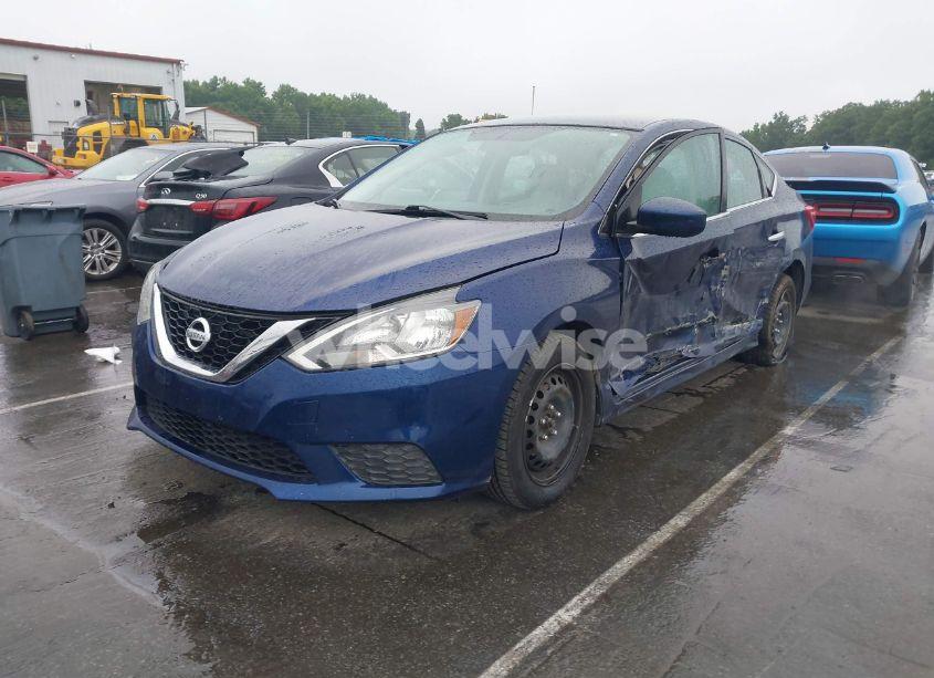 Photo 2 of 2016 Nissan Sentra SV (VIN 3N1AB7AP7GL668977)