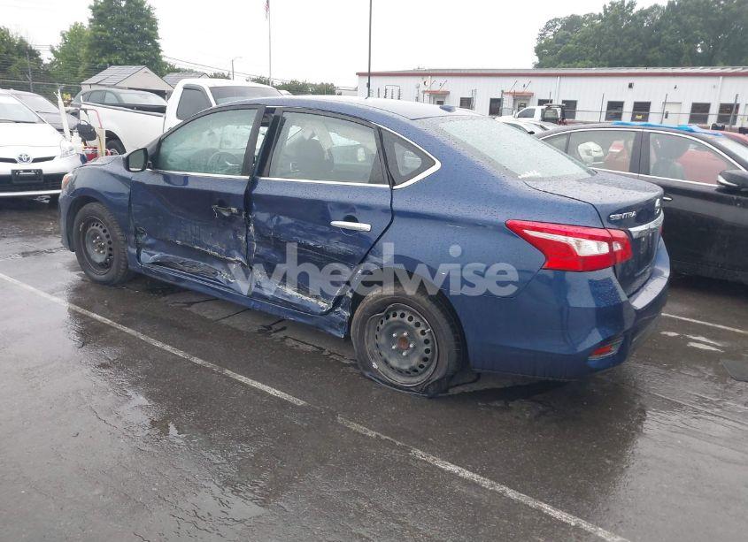 Photo 3 of 2016 Nissan Sentra SV (VIN 3N1AB7AP7GL668977)