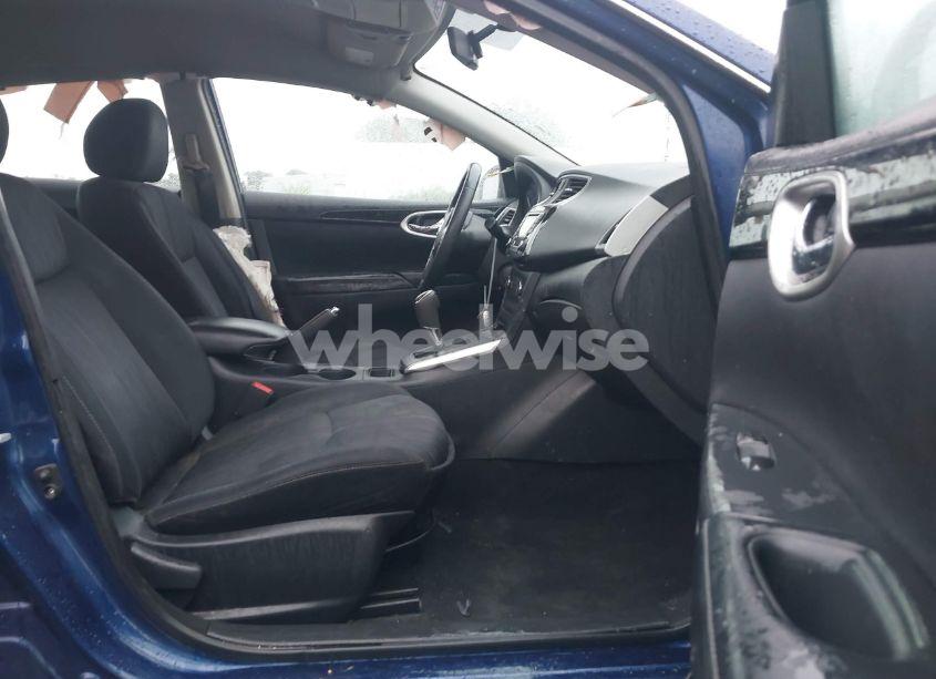 Photo 5 of 2016 Nissan Sentra SV (VIN 3N1AB7AP7GL668977)