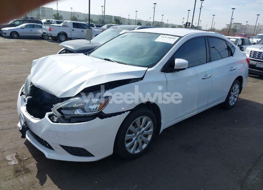 Photo 2 of 2016 Nissan Sentra SV (VIN 3N1AB7AP7GL671328)