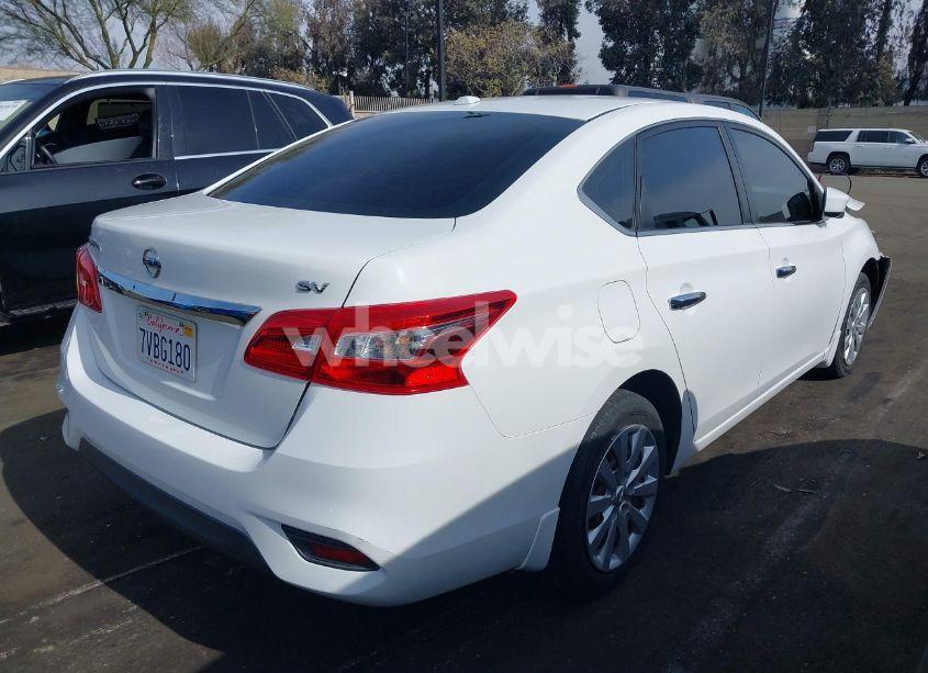 Photo 4 of 2016 Nissan Sentra SV (VIN 3N1AB7AP7GL671328)