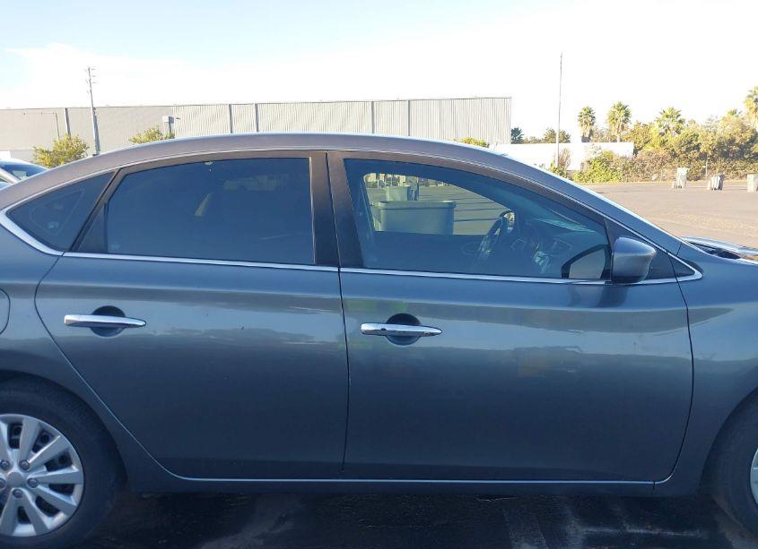 Photo 13 of 2016 Nissan Sentra SV (VIN 3N1AB7AP7GL675945)