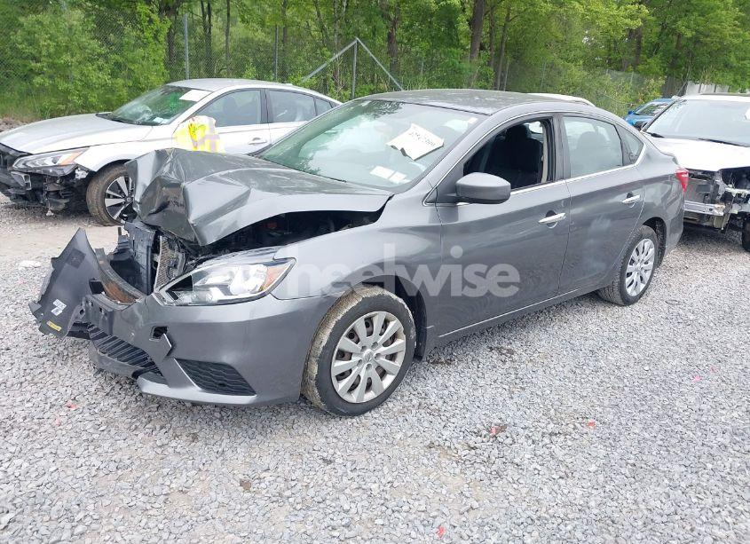 Photo 2 of 2016 Nissan Sentra SV (VIN 3N1AB7AP7GL676626)