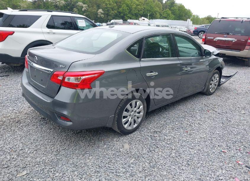 Photo 4 of 2016 Nissan Sentra SV (VIN 3N1AB7AP7GL676626)