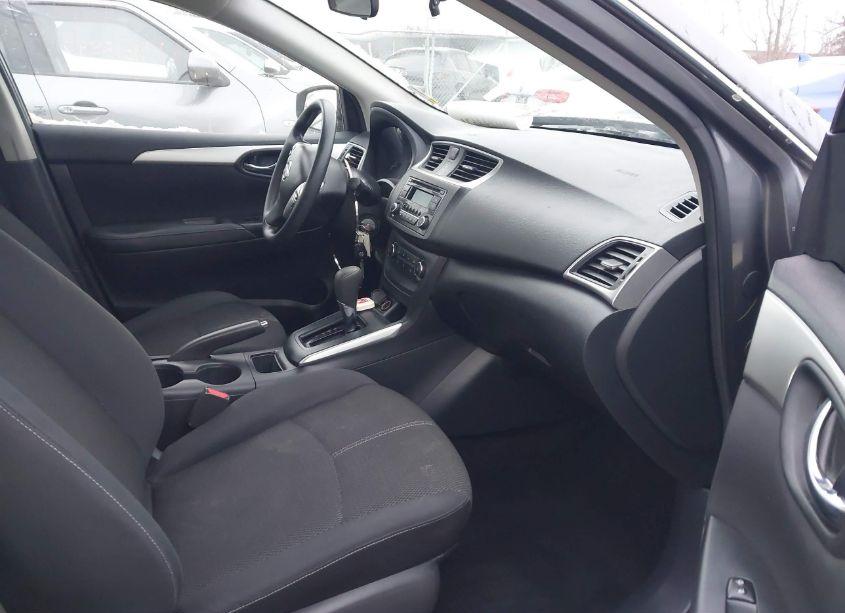 Photo 5 of 2016 Nissan Sentra S (VIN 3N1AB7AP7GL684063)