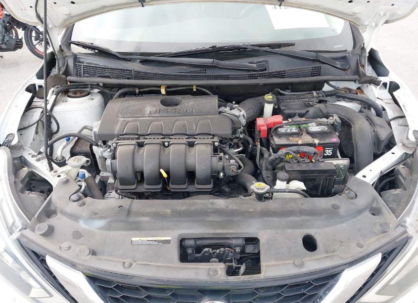 Photo 10 of 2016 Nissan Sentra SV (VIN 3N1AB7AP7GY218829)