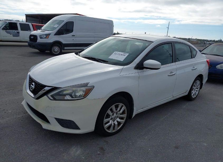 Photo 2 of 2016 Nissan Sentra SV (VIN 3N1AB7AP7GY218829)