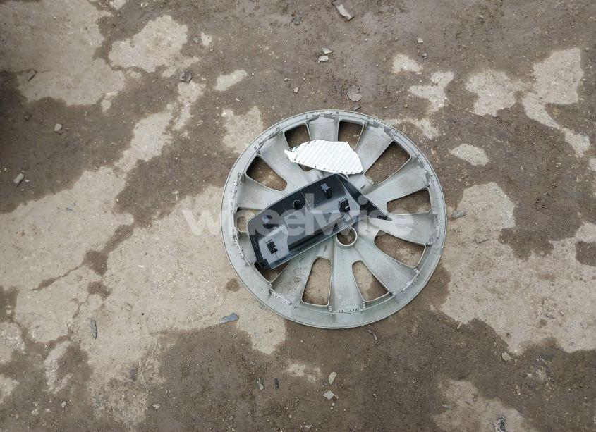 Photo 12 of 2016 Nissan Sentra S (VIN 3N1AB7AP7GY229541)