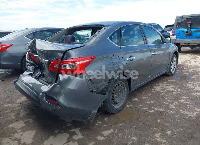 Photo 4 of 2016 Nissan Sentra S (VIN 3N1AB7AP7GY229541)