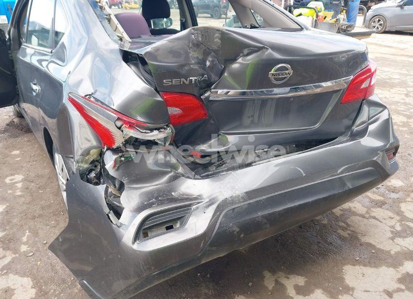 Photo 6 of 2016 Nissan Sentra S (VIN 3N1AB7AP7GY229541)