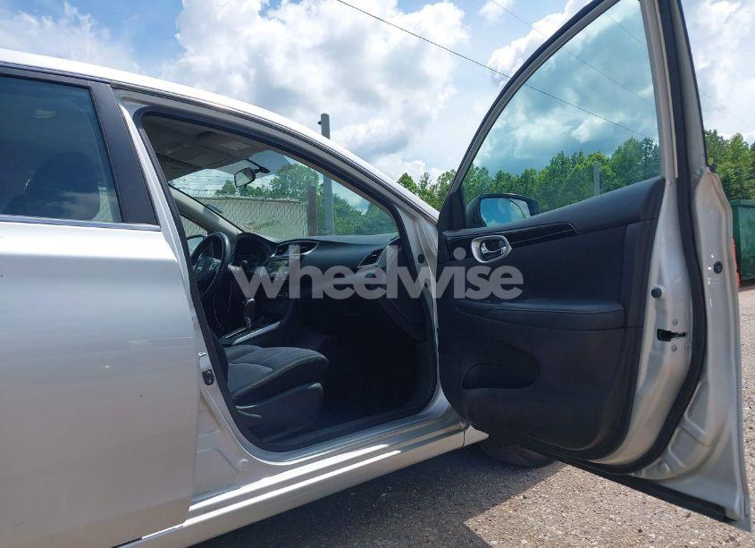 Photo 17 of 2016 Nissan Sentra FE+ S/S/SL/SR/SV (VIN 3N1AB7AP7GY235355)