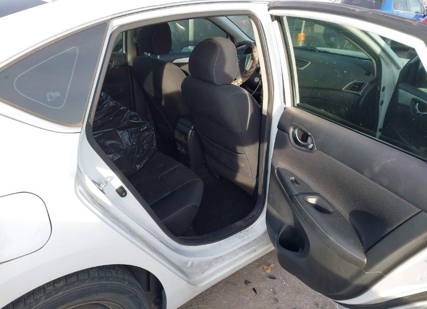 Photo 8 of 2016 Nissan Sentra S (VIN 3N1AB7AP7GY245173)