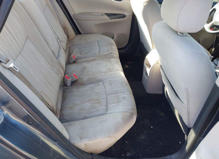 Photo 8 of 2016 Nissan Sentra SV (VIN 3N1AB7AP7GY251572)