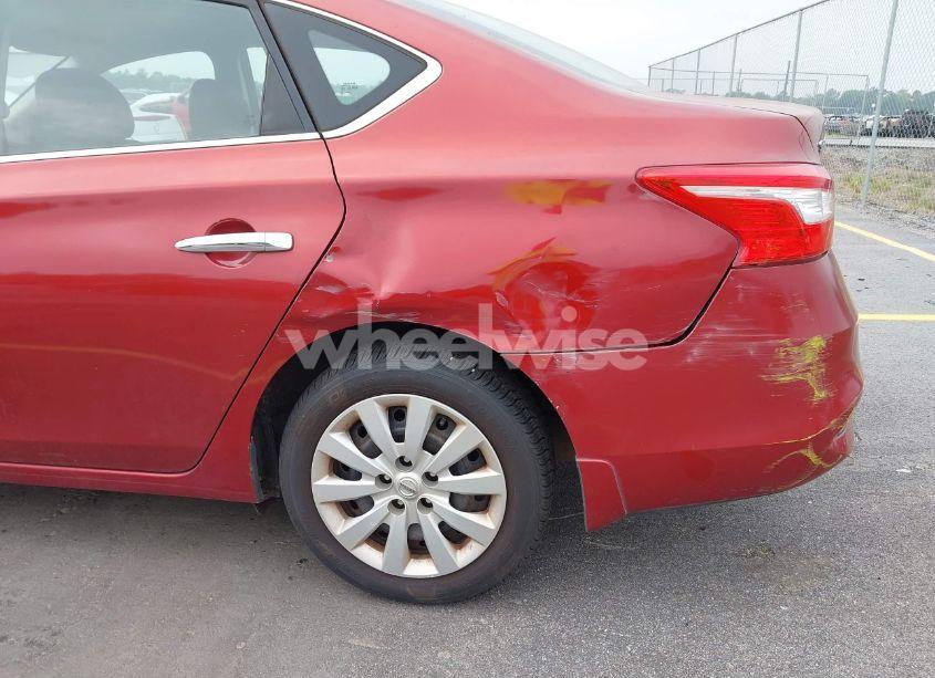 Photo 6 of 2016 Nissan Sentra SV (VIN 3N1AB7AP7GY252835)