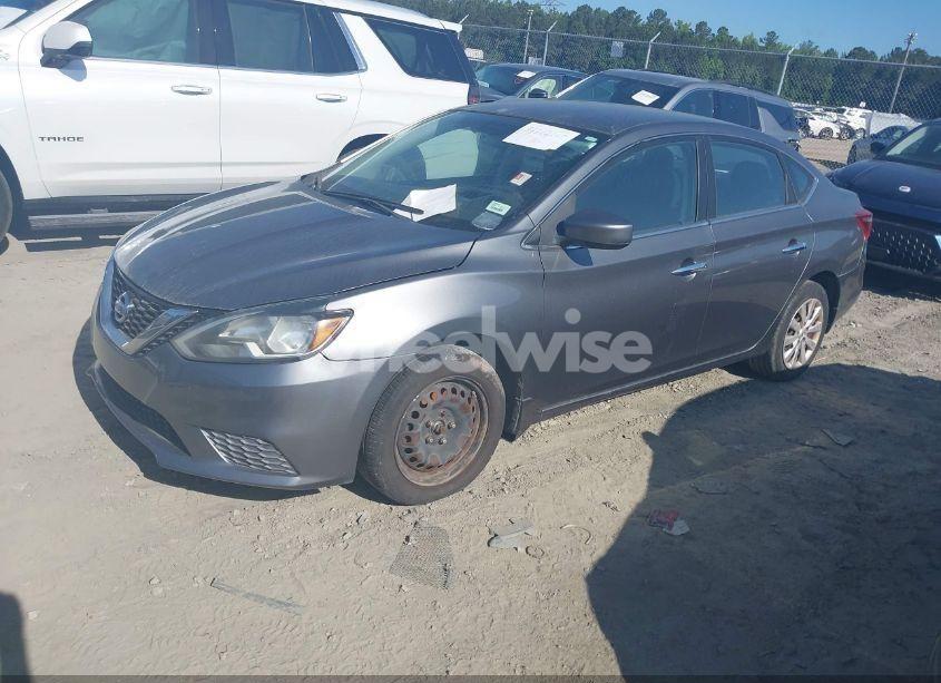 Photo 2 of 2016 Nissan Sentra S (VIN 3N1AB7AP7GY257761)