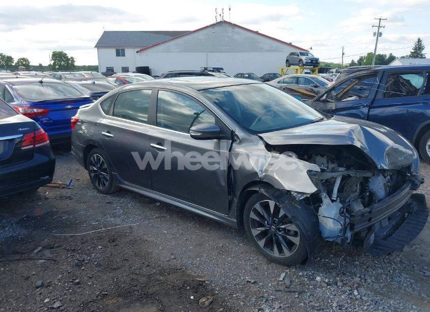 2016 Nissan Sentra SR (VIN 3N1AB7AP7GY257954) main photo