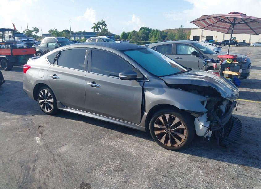2016 Nissan Sentra SR (VIN 3N1AB7AP7GY258781) main photo