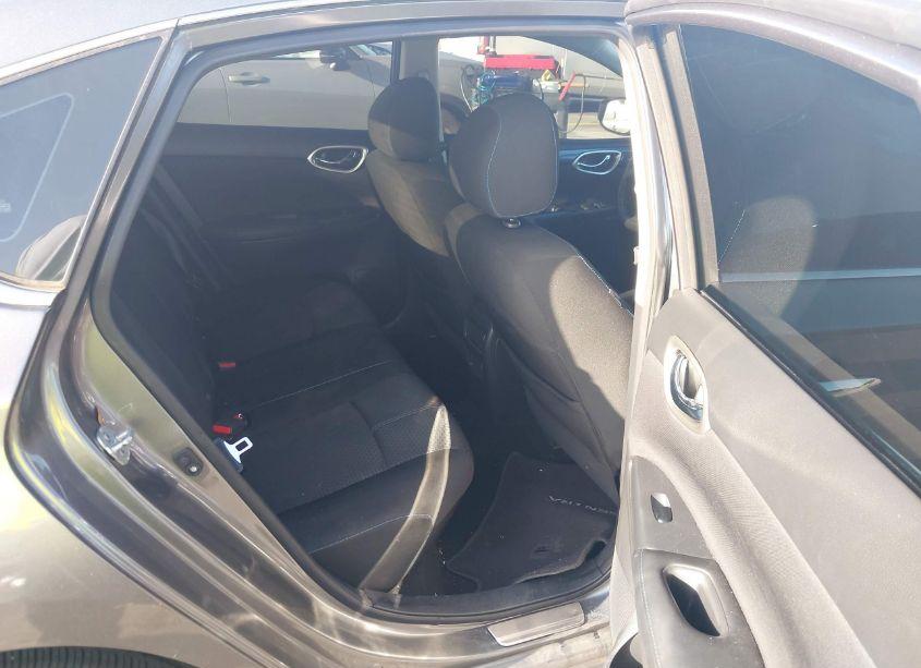 Photo 8 of 2016 Nissan Sentra SR (VIN 3N1AB7AP7GY258781)